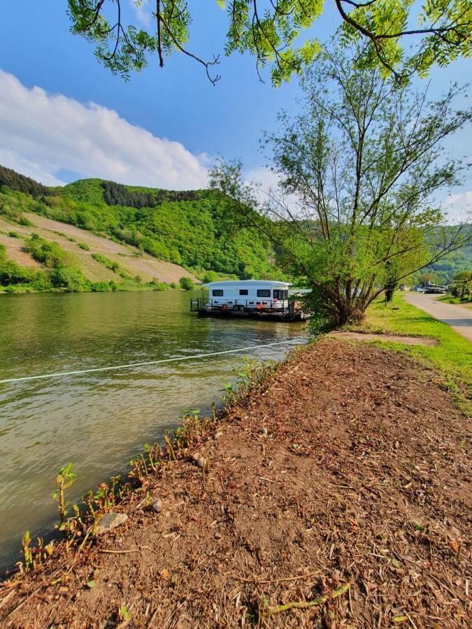 Hausboot Mosel Bateau-hôtel *