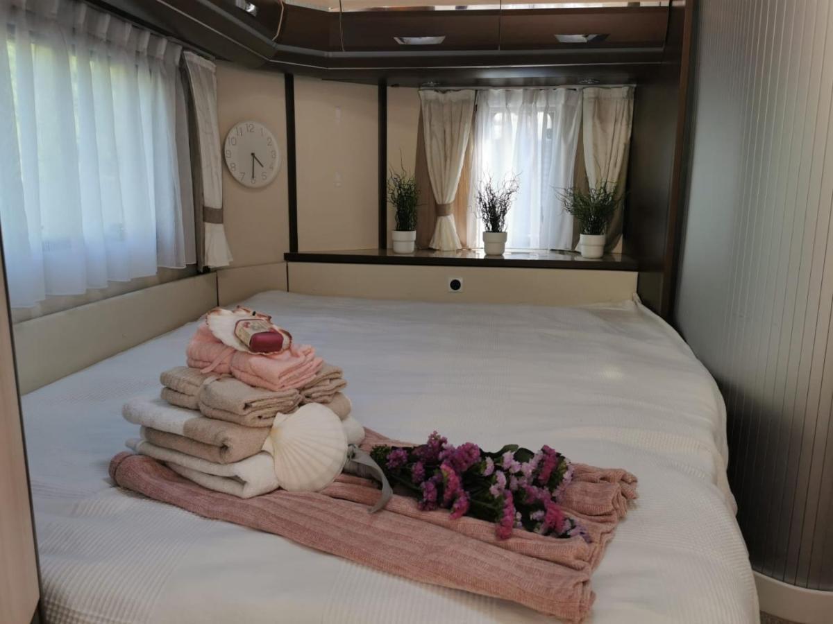 Hotel en barco Hausboot Mosel Polich